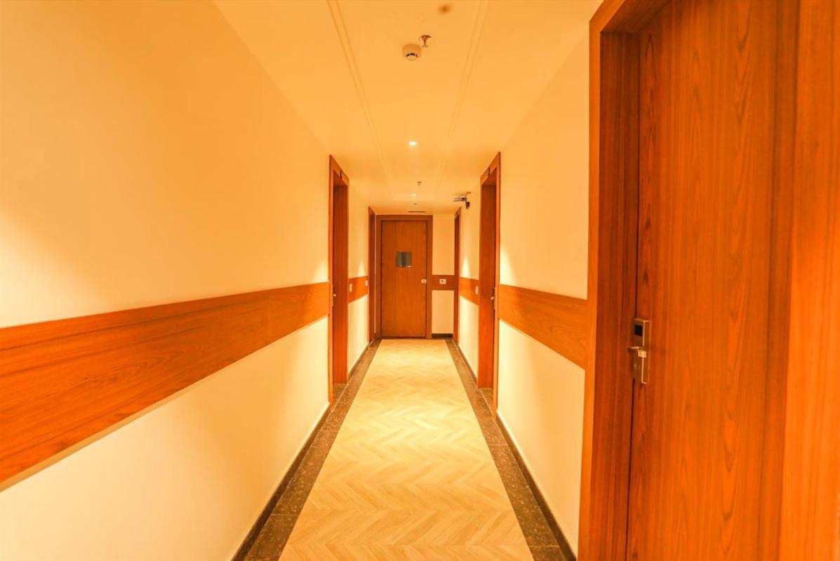 Hotel Swarn Bhoomi กานปูร์ ภายนอก รูปภาพ